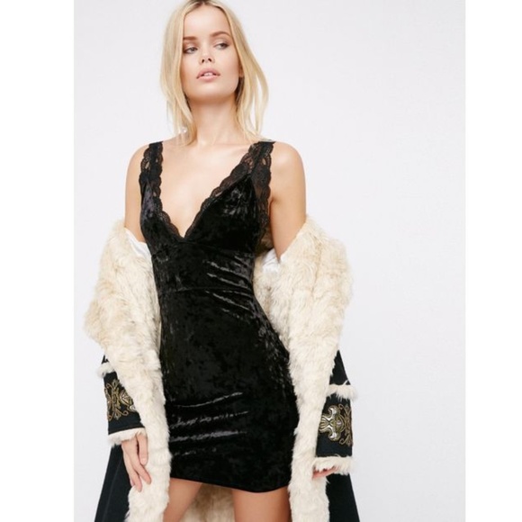 Free People Dresses & Skirts - Free People 'Viper' velvet bodycon slip dress